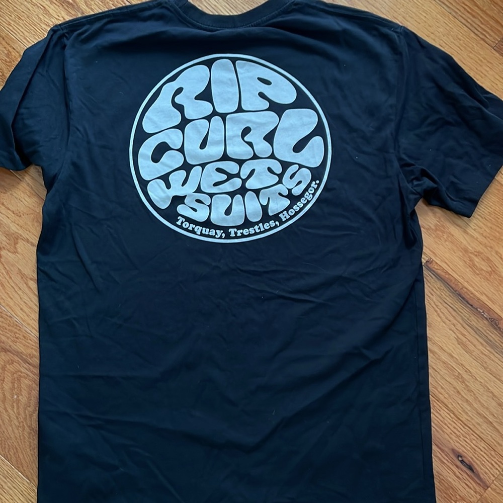 Small - RipCurl tshirt - Picture 3 of 4